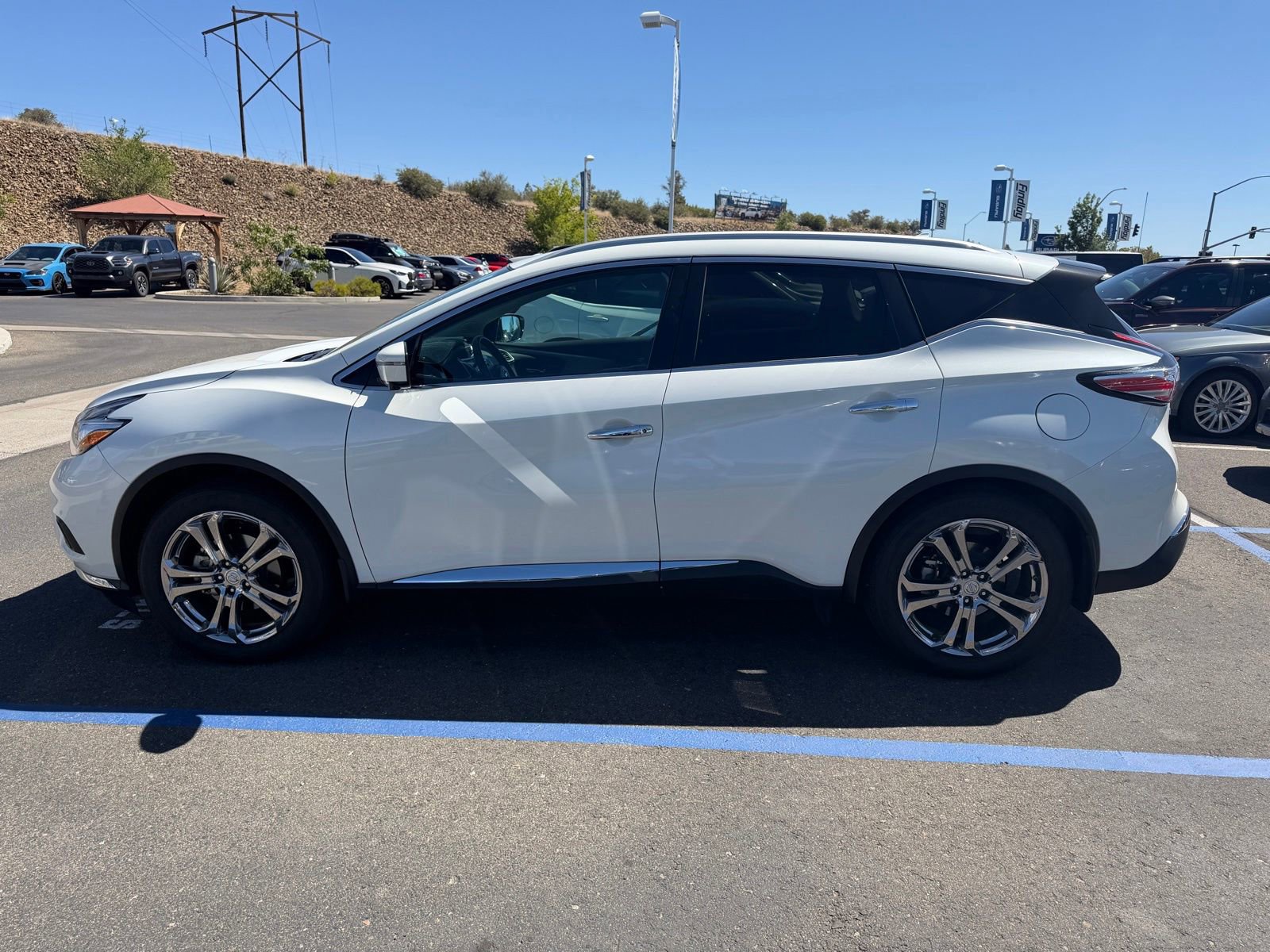 Used 2016 Nissan Murano Platinum w/ Platinum Technology Package AWD/4WD image 9