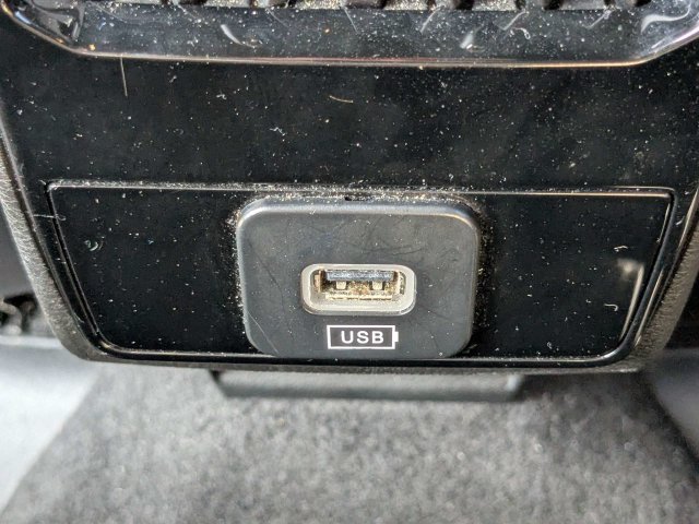 Used 2023 Jeep Compass Limited AWD/4WD image 34