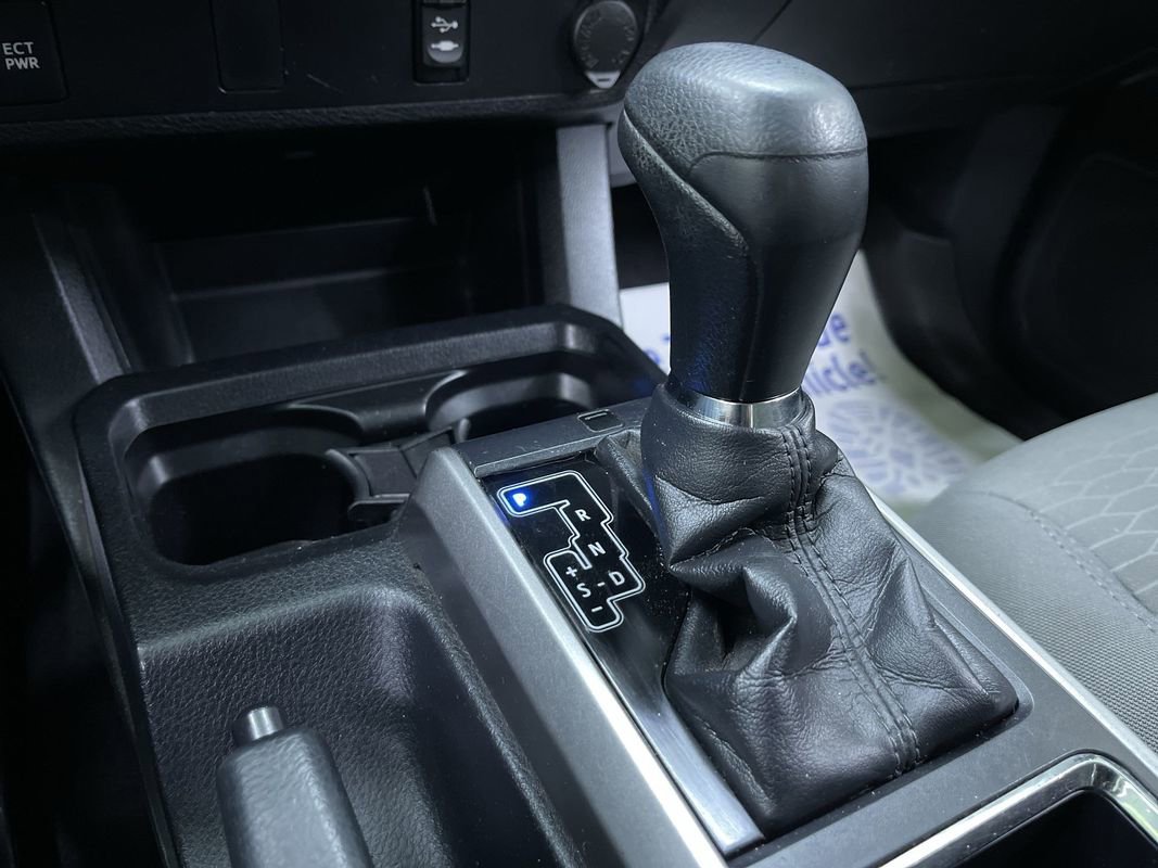 Used 2017 Toyota Tacoma SR5 image 25