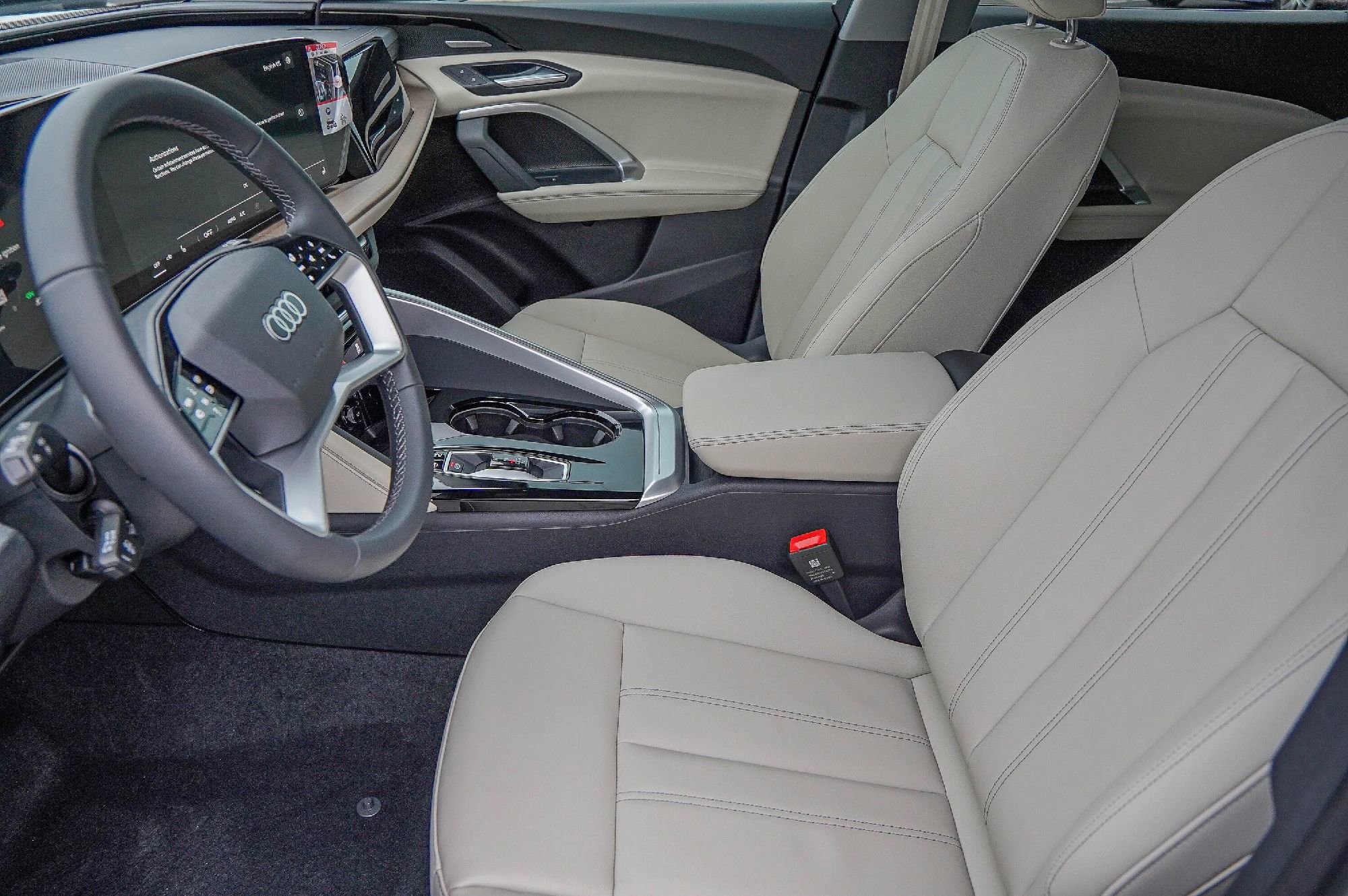 New 2025 Audi Q5 Premium Plus image 8