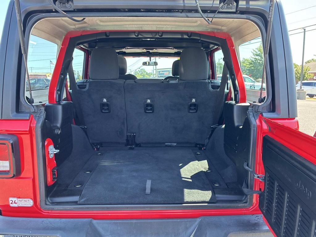 Used 2019 Jeep Wrangler Unlimited Sport AWD/4WD image 11