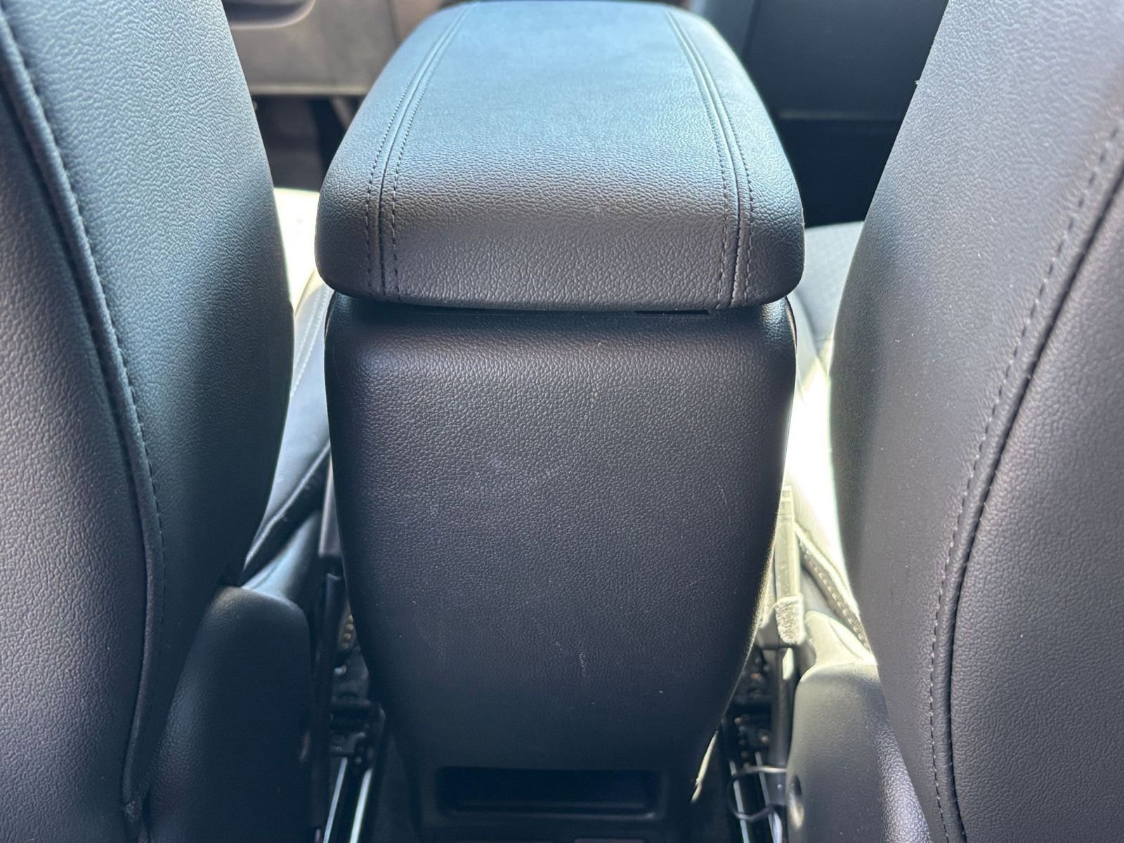 Used 2025 Buick Encore GX Preferred FWD image 23