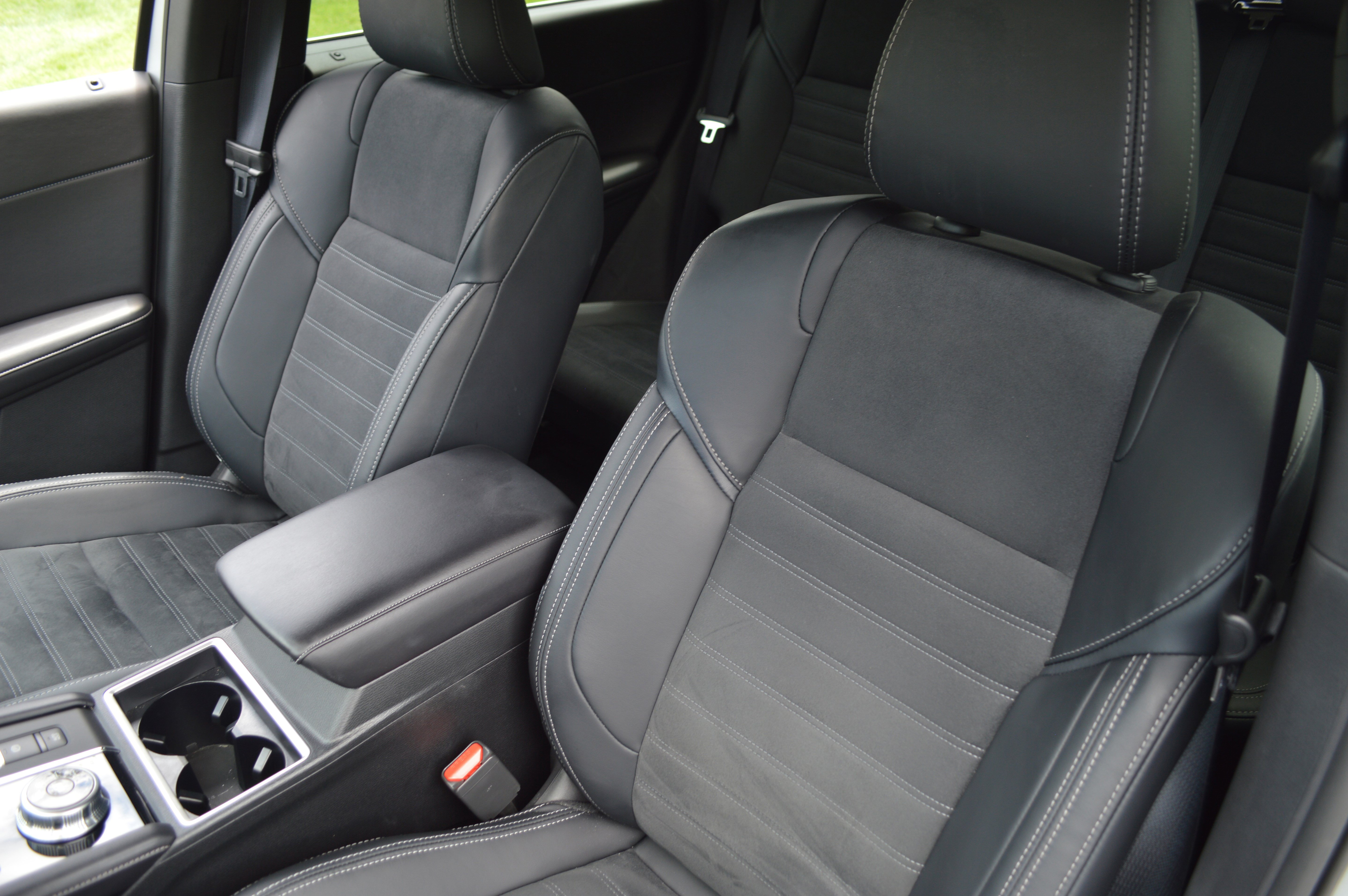 Used 2024 Mitsubishi Outlander SE FWD image 30