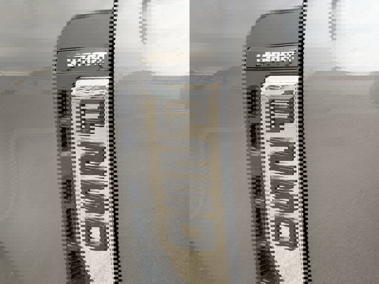 New 2026 Ford F250 Lariat w/ FX4 Off-Road Package image 15