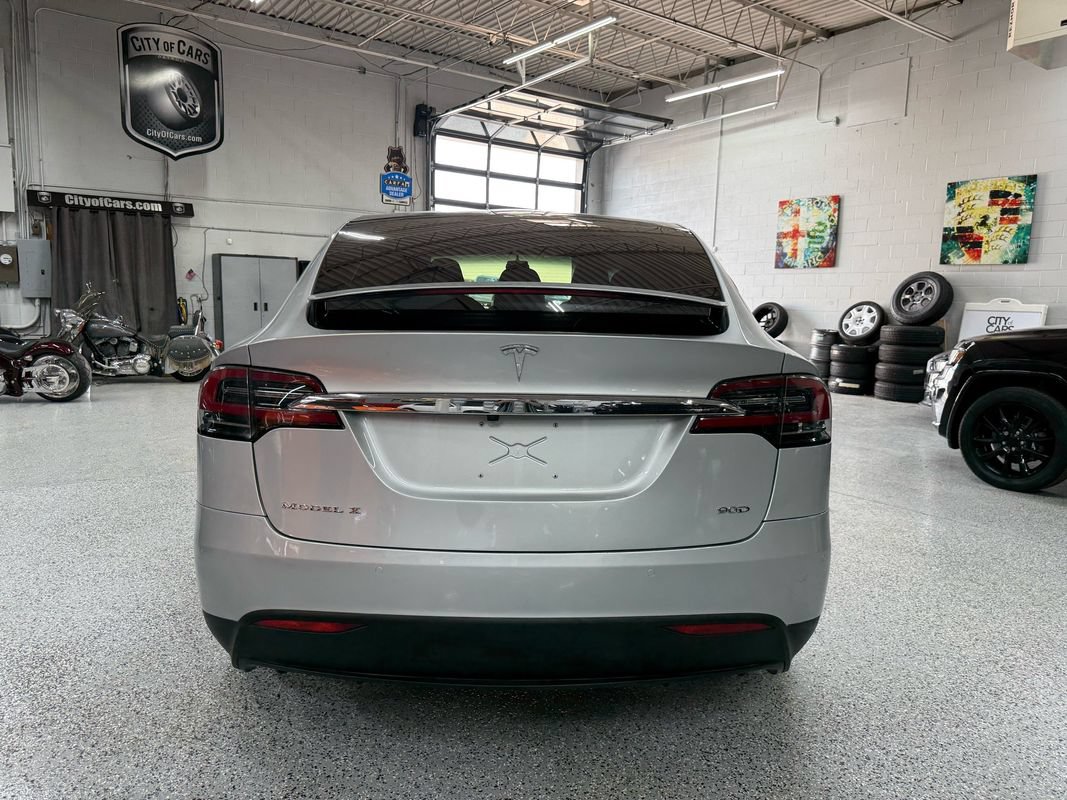 Used 2016 Tesla Model X 90D AWD/4WD image 4