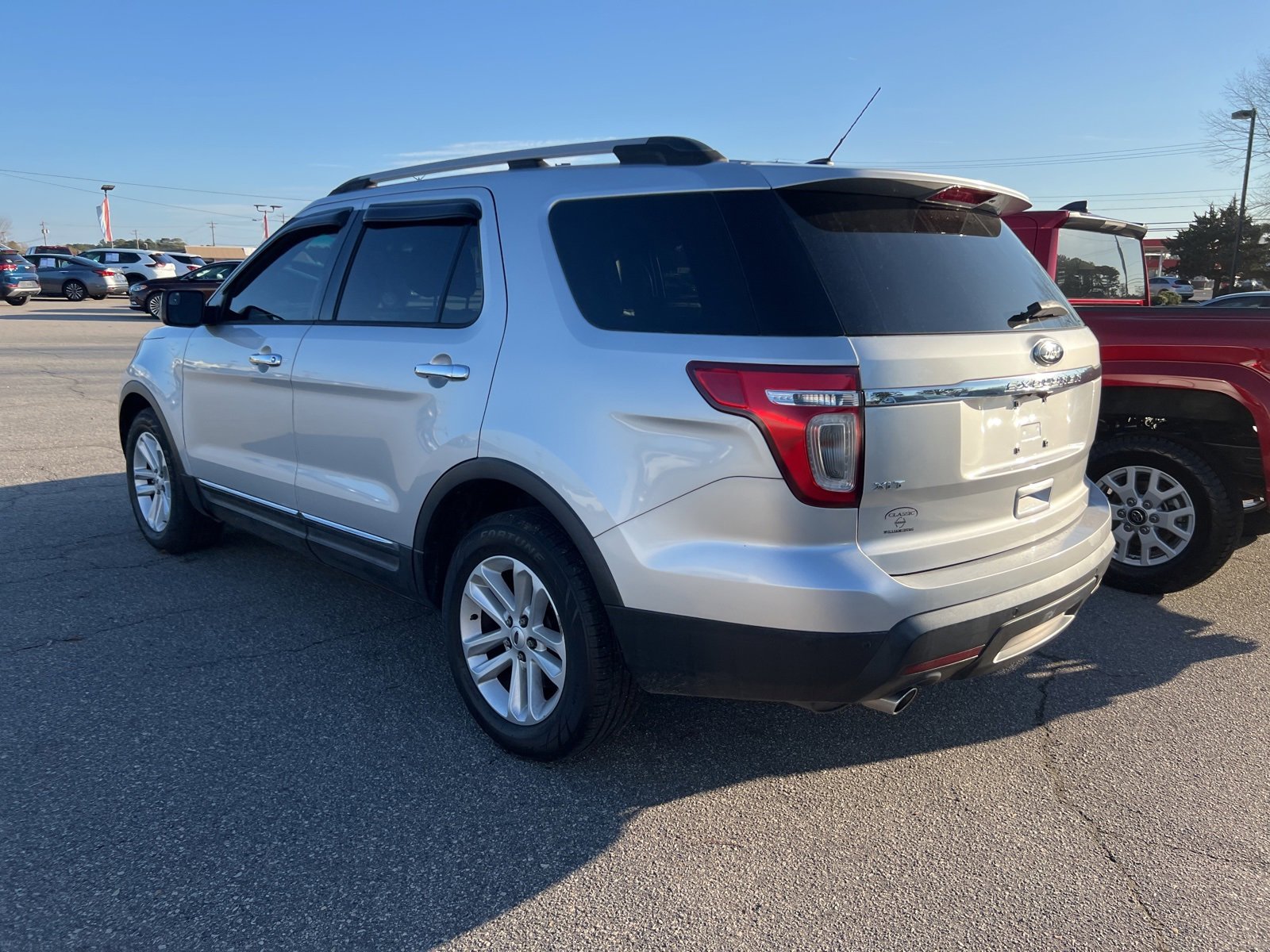 Used 2012 Ford Explorer XLT image 5
