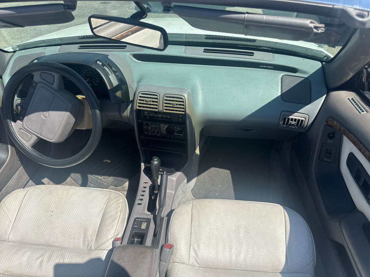 Used 1991 Chrysler LeBaron Convertible FWD image 9