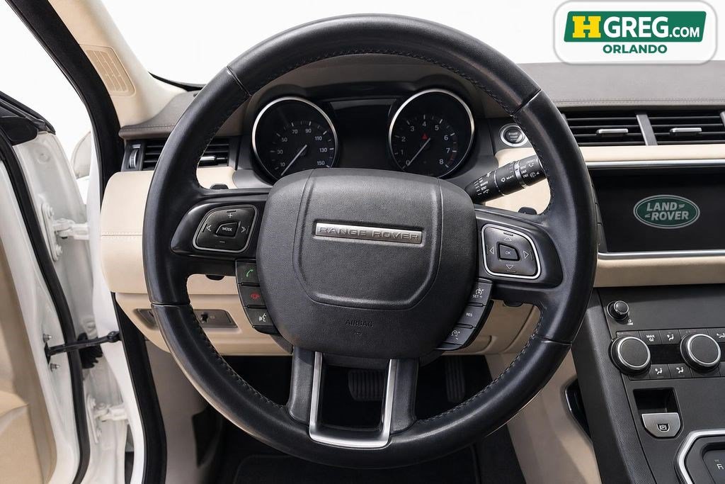 Used 2018 Land Rover Range Rover Evoque SE AWD/4WD image 11