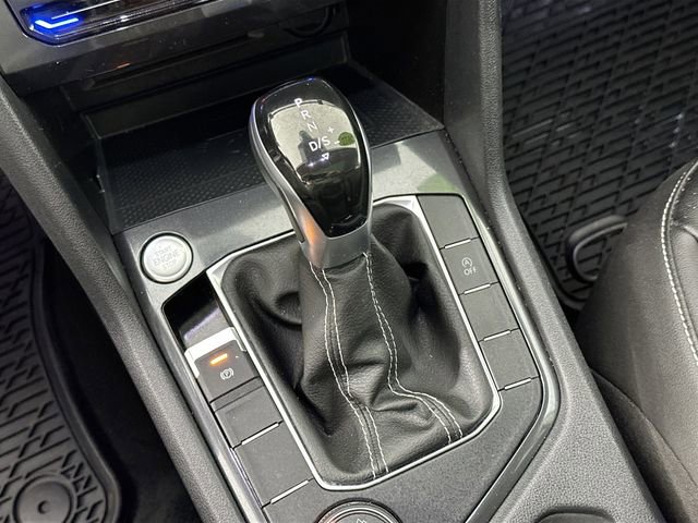 Used 2022 Volkswagen Tiguan SE image 15