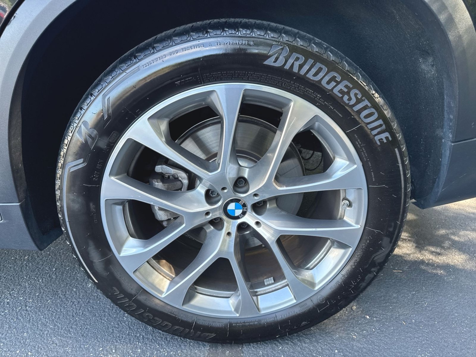 Used 2024 BMW X5 xDrive40i w/ Premium Package AWD/4WD image 26
