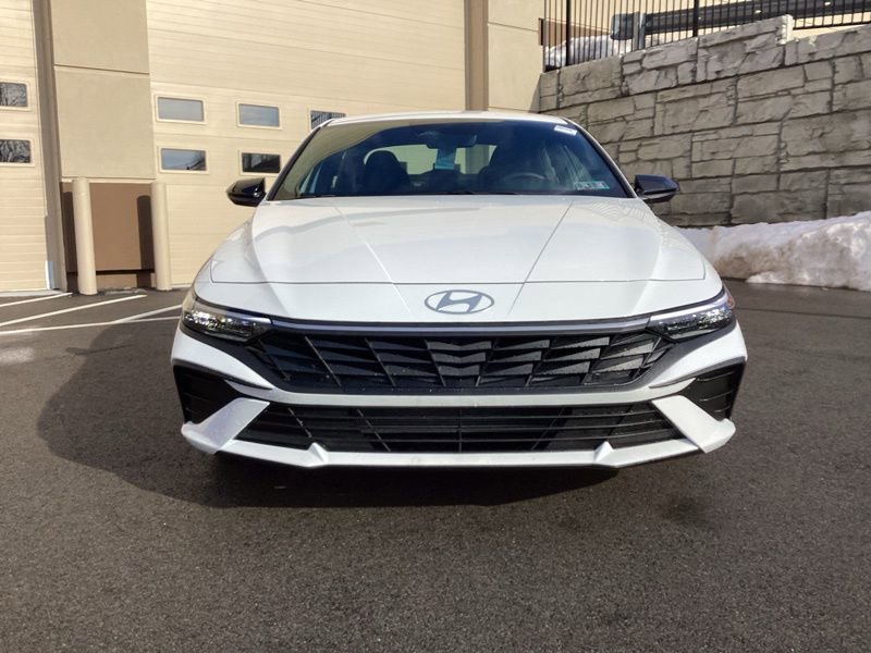New 2026 Hyundai Elantra Sport FWD image 2