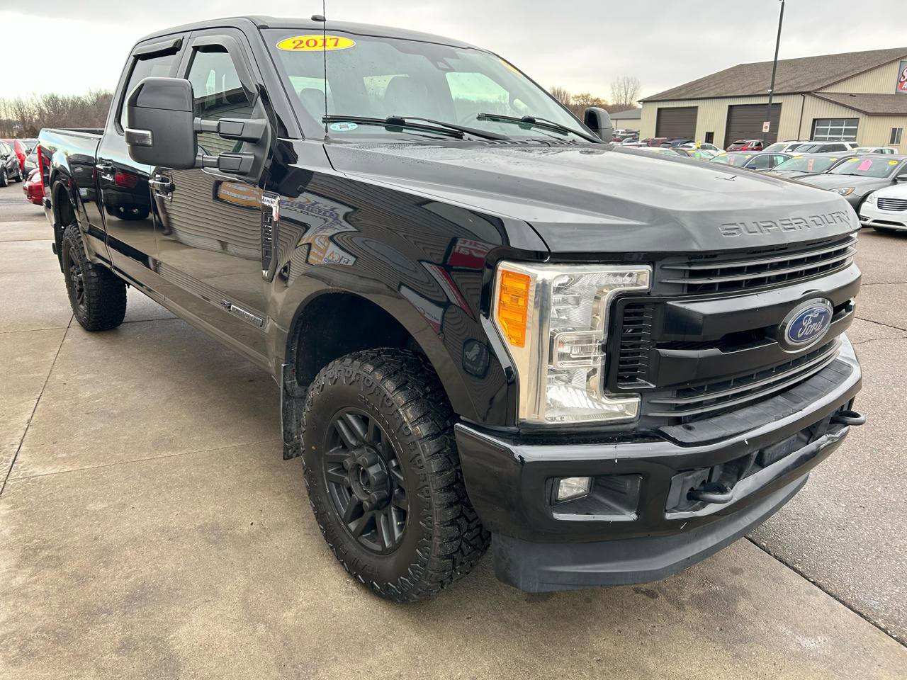 Used 2017 Ford F250 Lariat w/ Lariat Ultimate Package image 3
