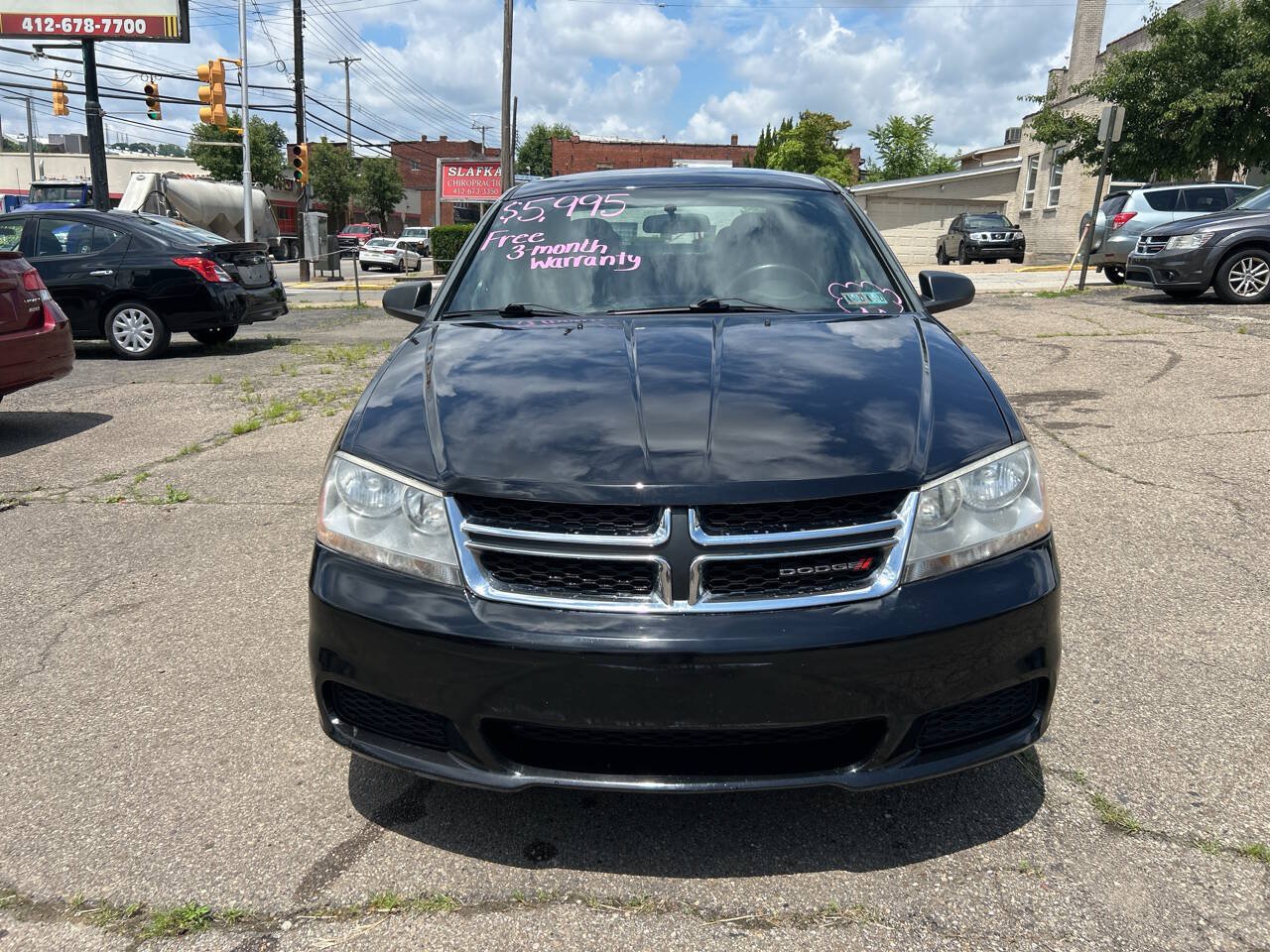 Used 2014 Dodge Avenger SE FWD image 2