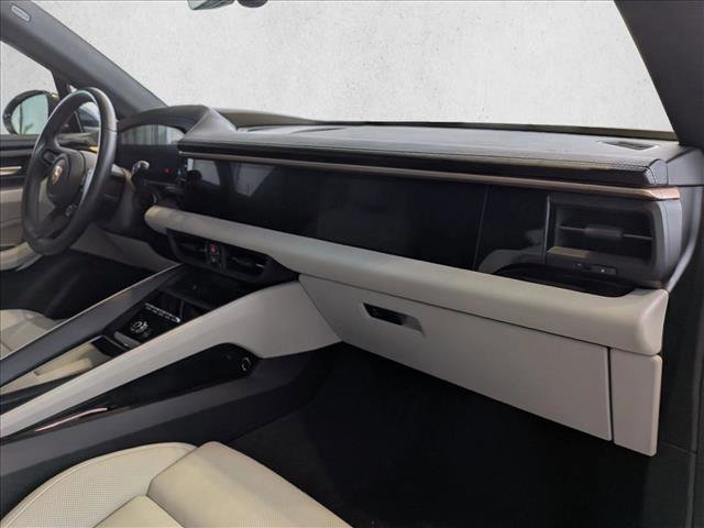 Used 2024 Porsche Macan 4 Electric image 21