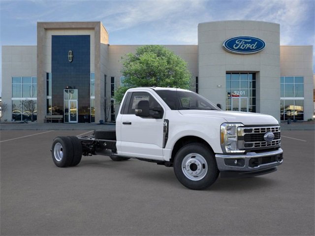 New 2025 Ford F350 XL w/ XL Chrome Package image 7
