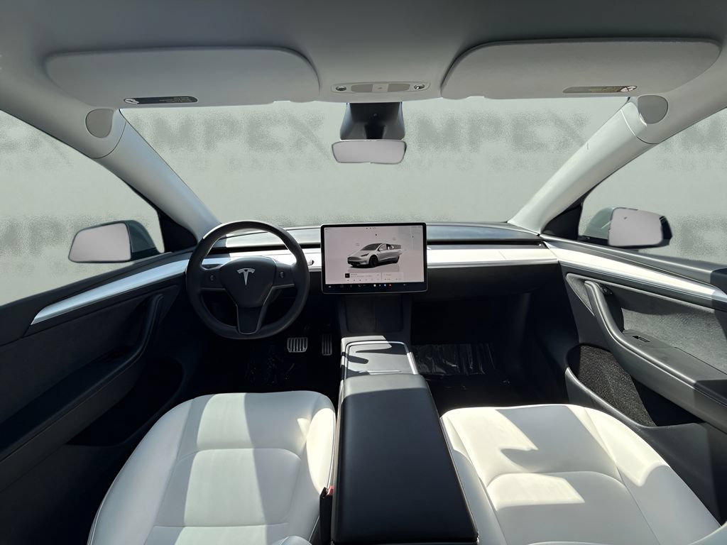 Used 2025 Tesla Model Y Performance AWD/4WD image 9