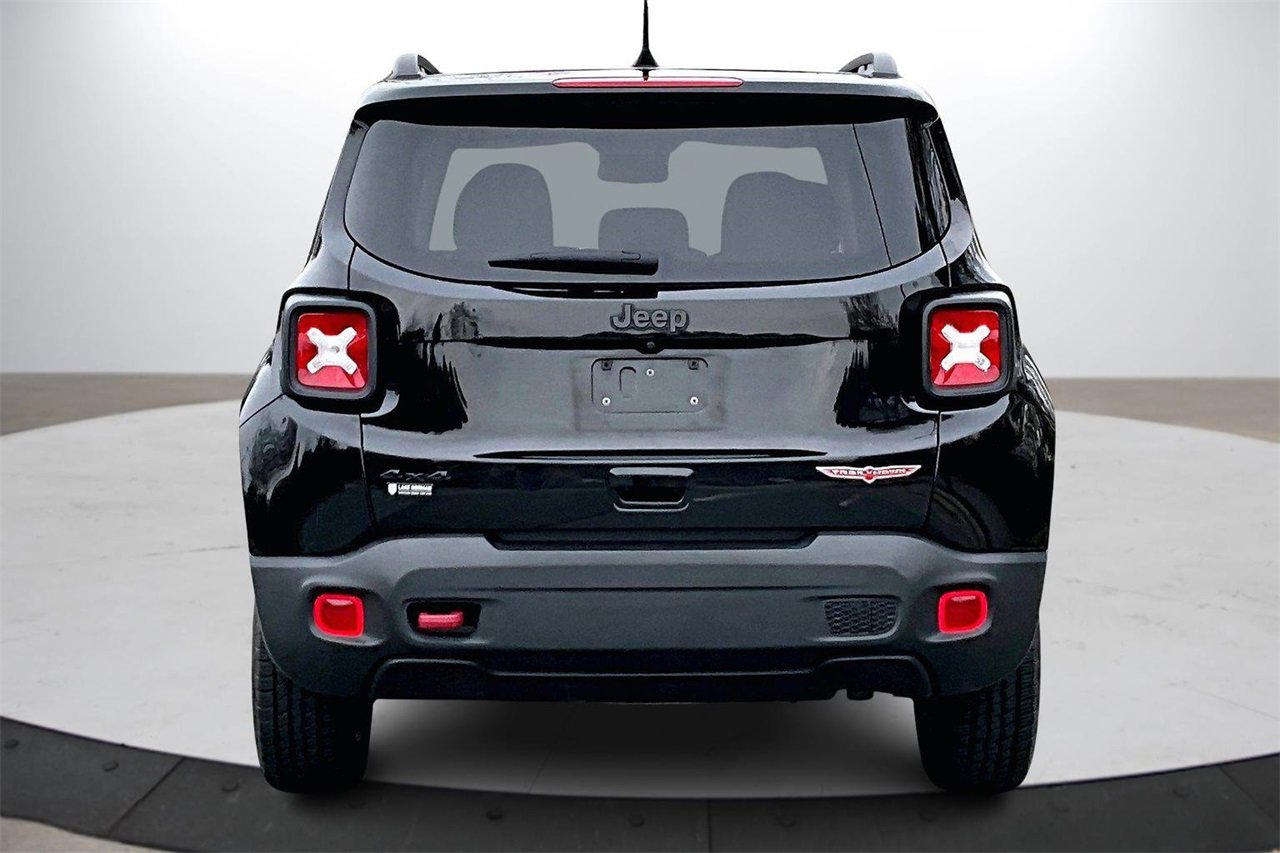 Certified 2023 Jeep Renegade Trailhawk image 8