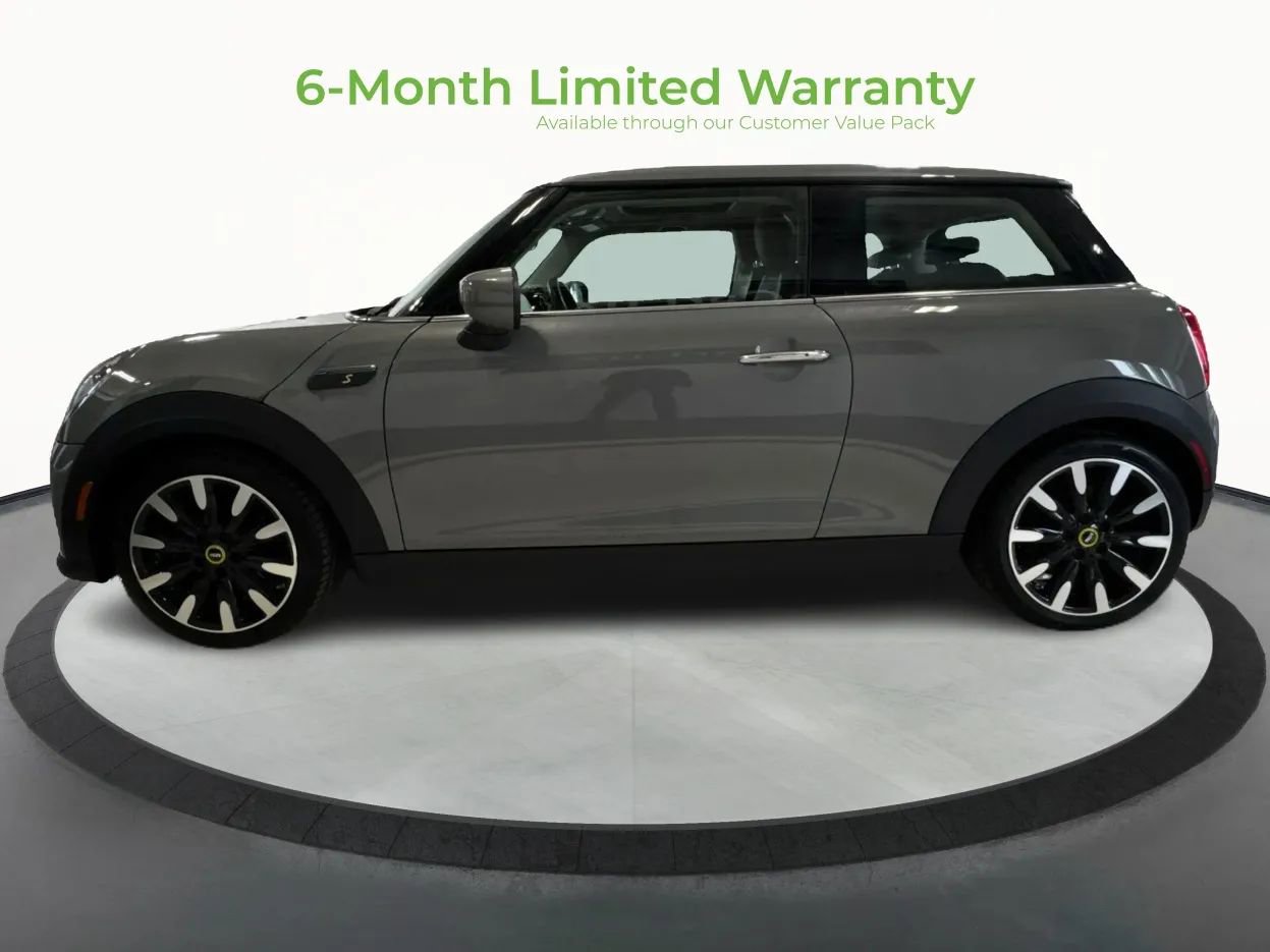 Used 2023 MINI Cooper SE image 4