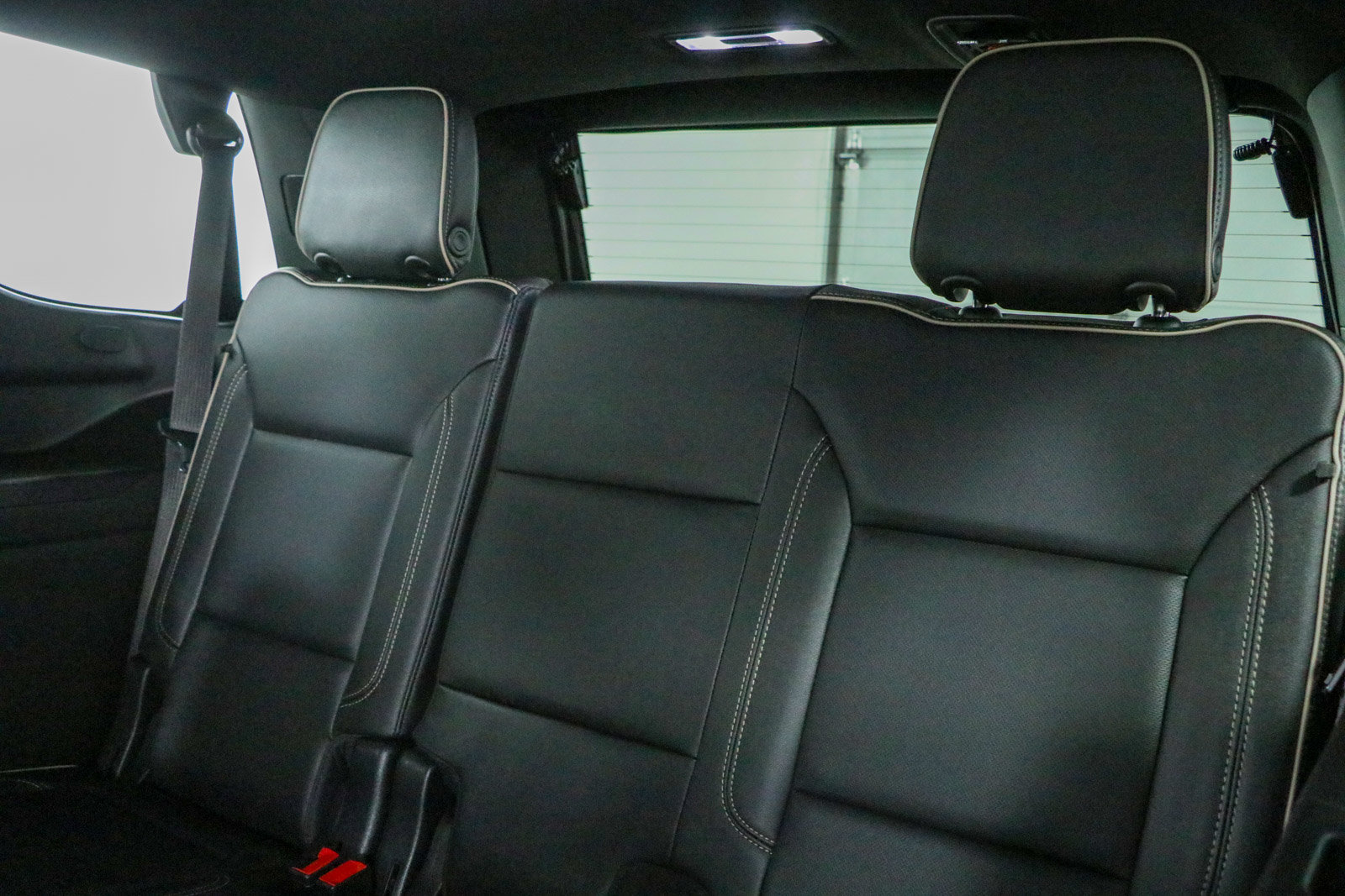 Used 2021 Chevrolet Tahoe Premier AWD/4WD image 28