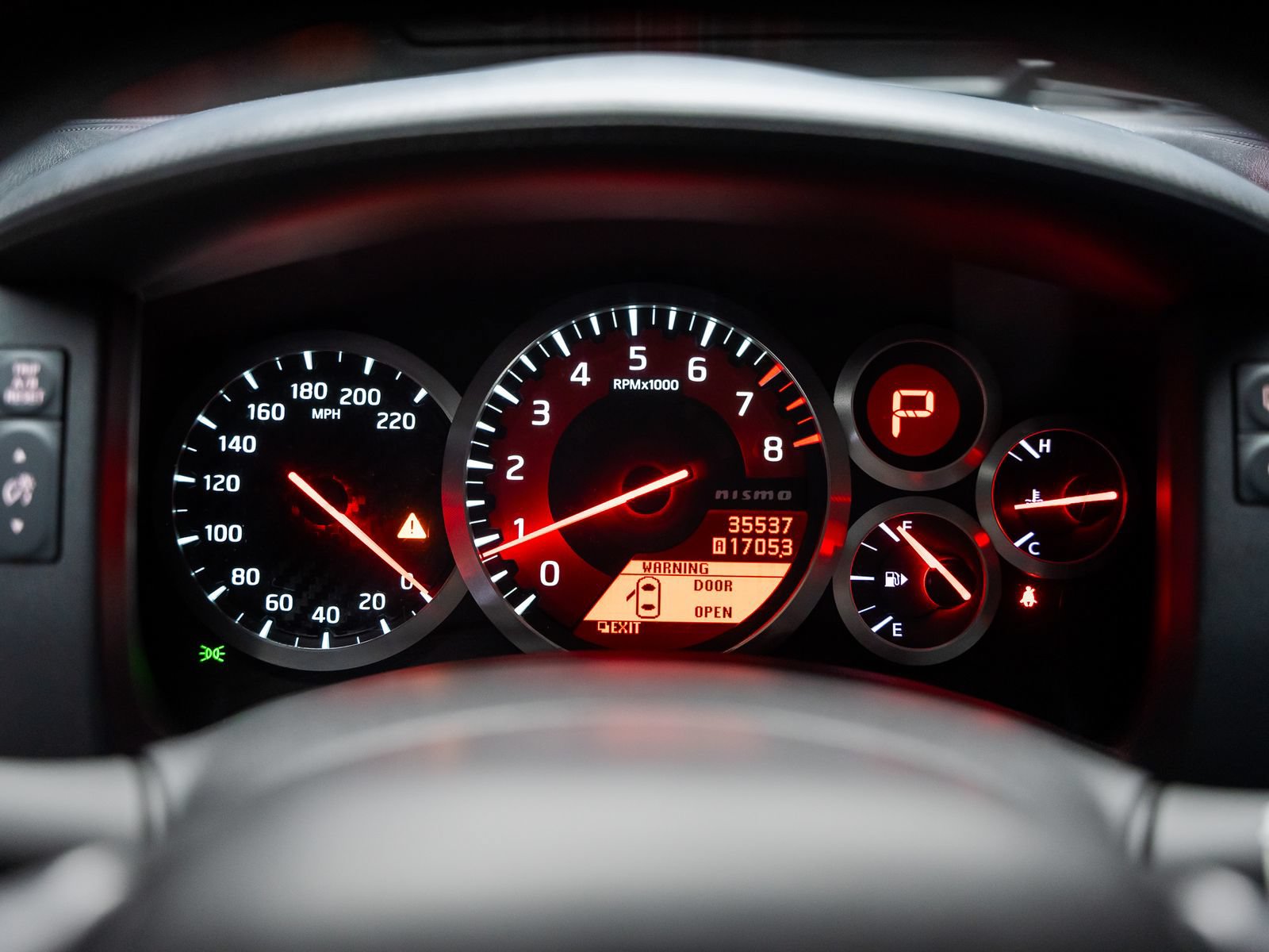 Used 2009 Nissan GT-R Premium AWD/4WD image 49