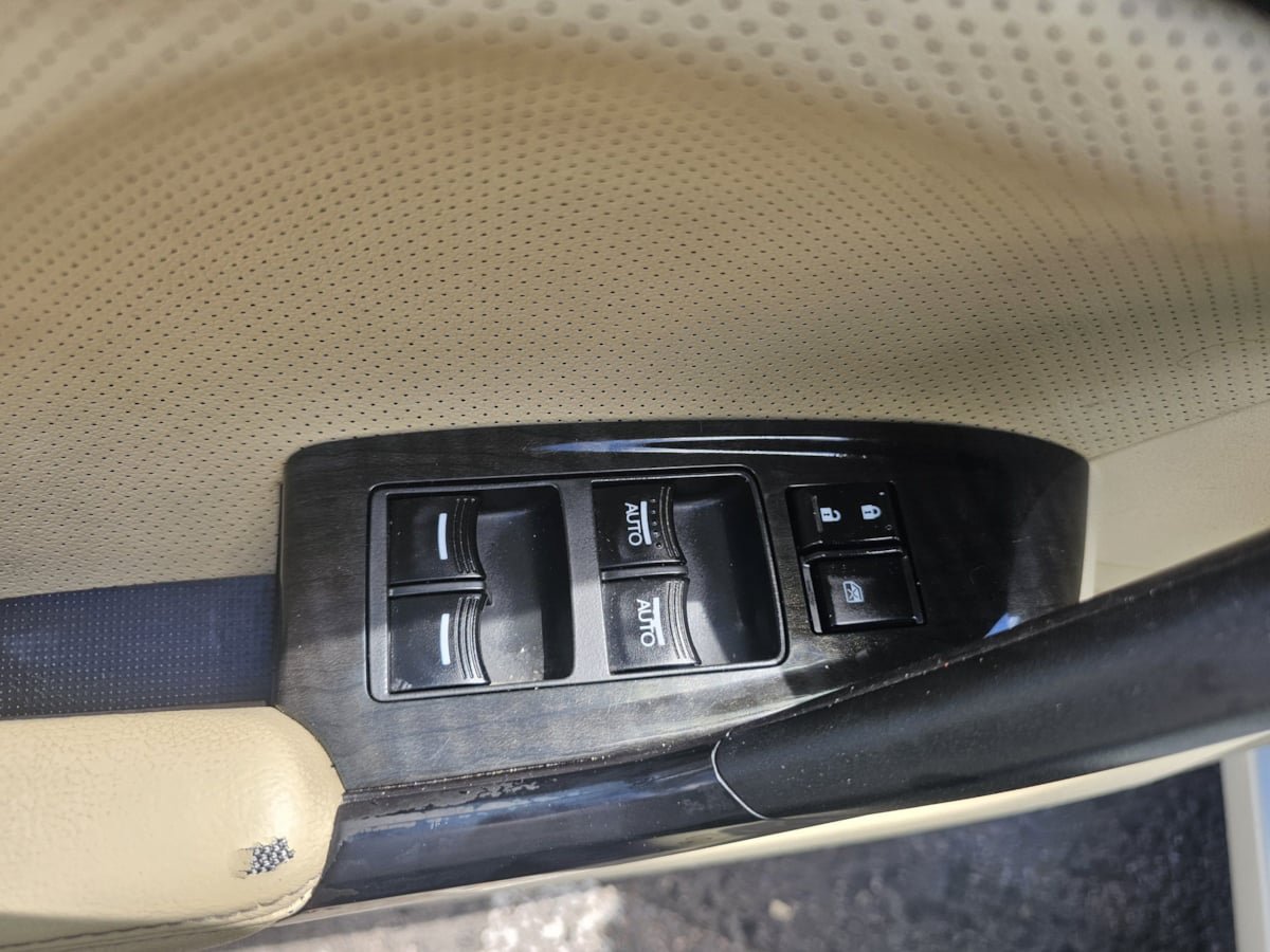 Used 2012 Acura TSX Sedan FWD image 14