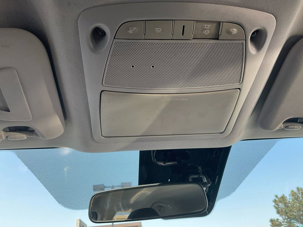 Used 2020 Nissan Rogue Sport SV image 25