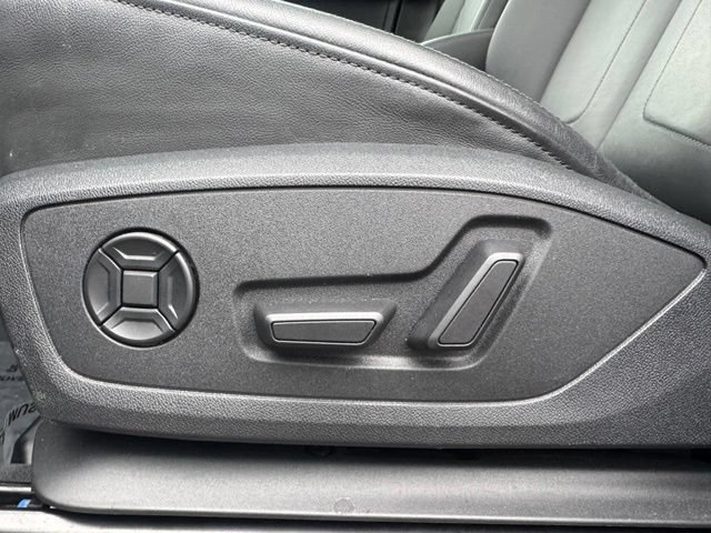 Used 2023 Audi Q3 2.0T Premium Plus AWD/4WD image 15