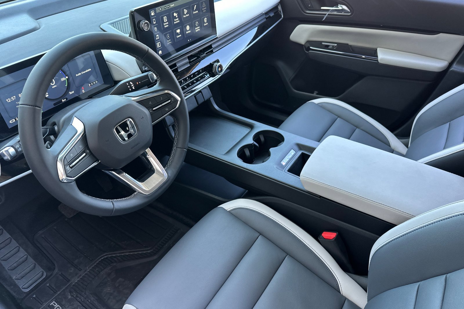 New 2025 Honda Prologue Touring image 8