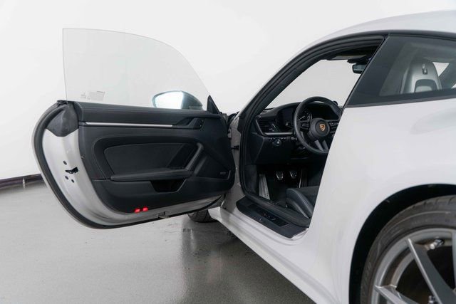 Used 2024 Porsche 911 Carrera T image 14