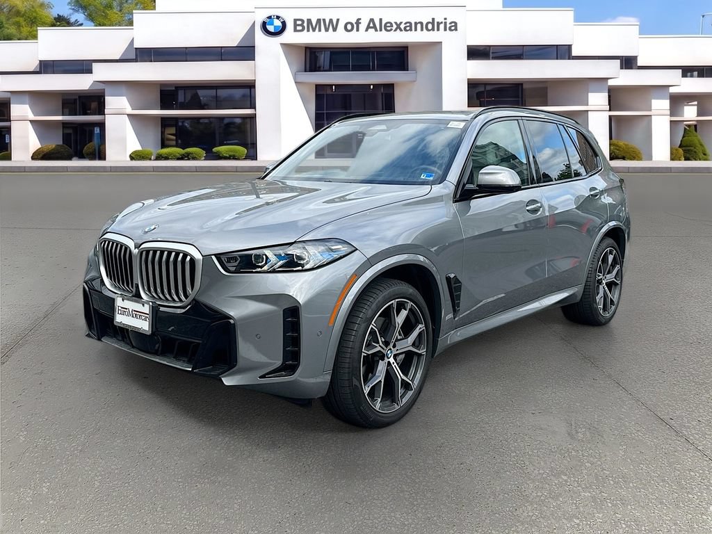 Used 2026 BMW X5 xDrive40i w/ M Sport Package AWD/4WD image 1