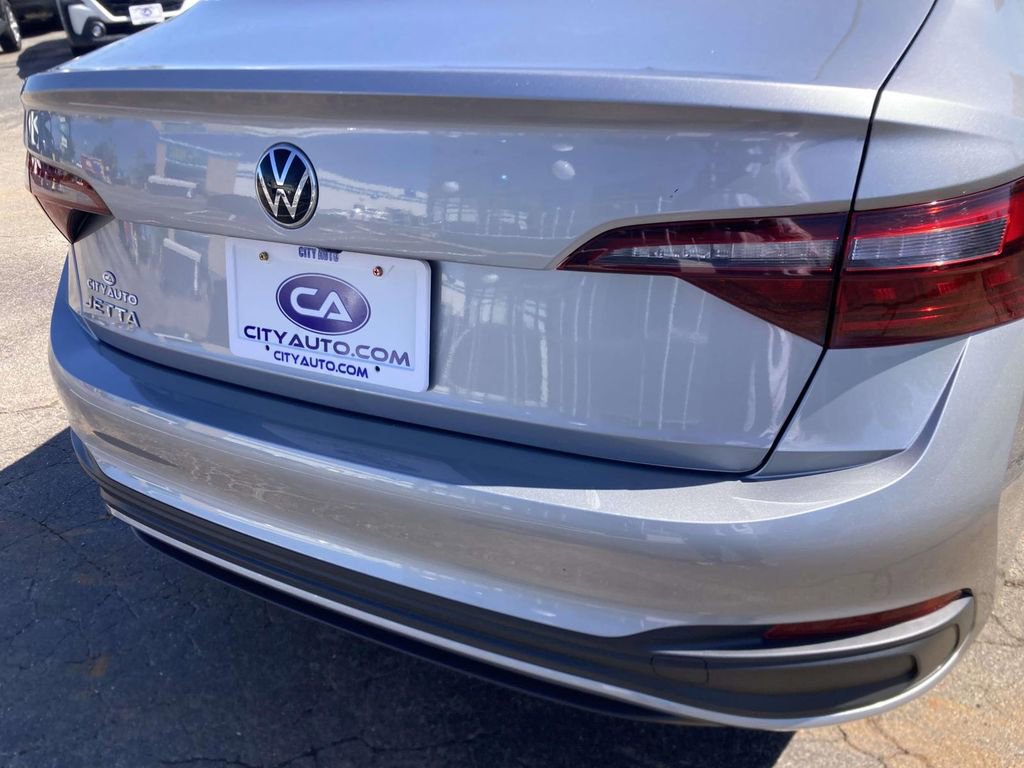 Used 2024 Volkswagen Jetta S FWD image 11