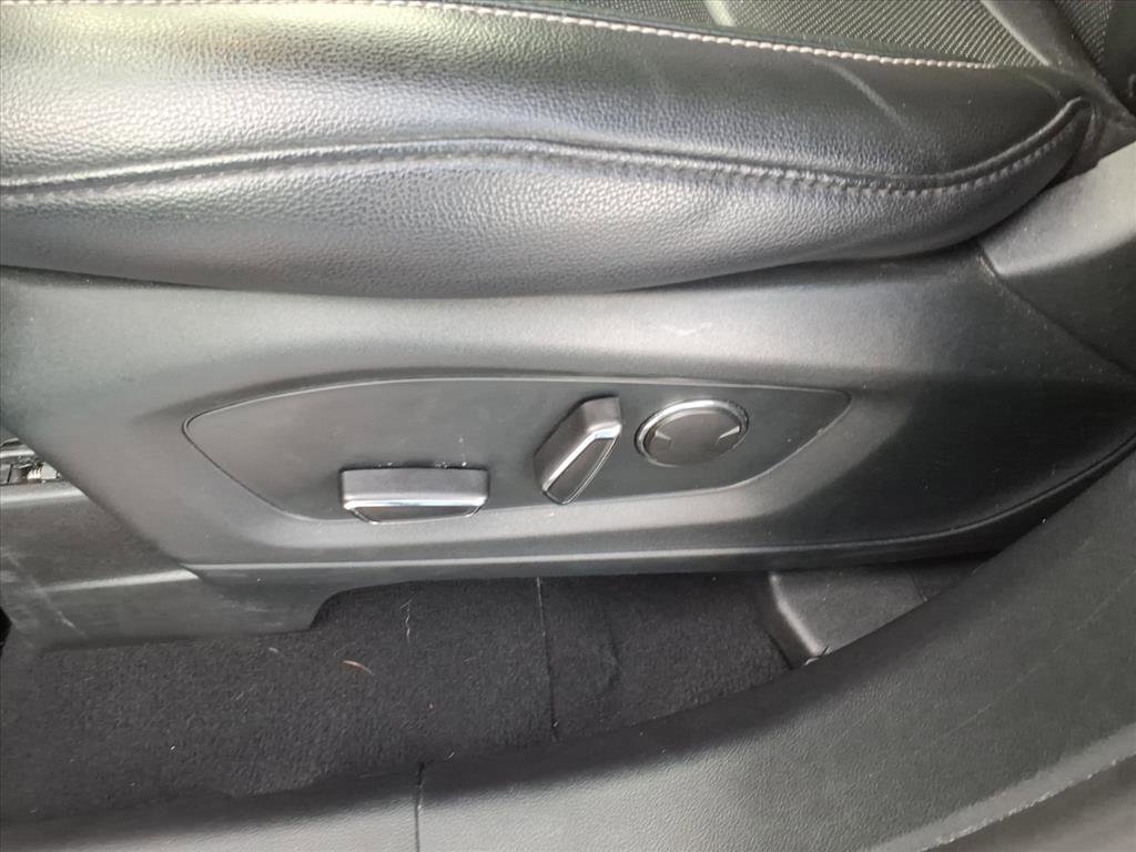 Used 2020 Ford Explorer Limited image 27