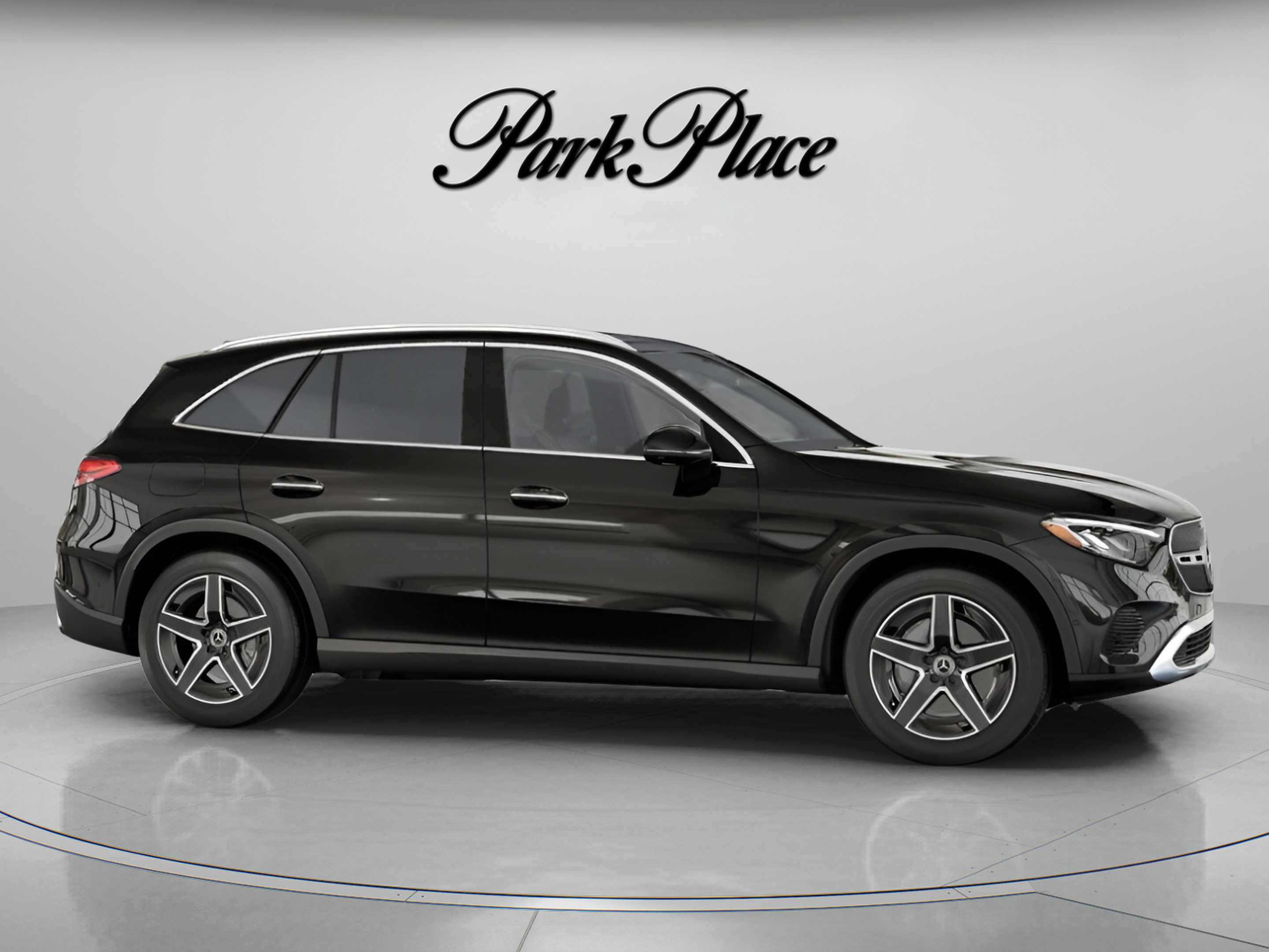 Used 2026 Mercedes-Benz GLC 300 4MATIC image 29