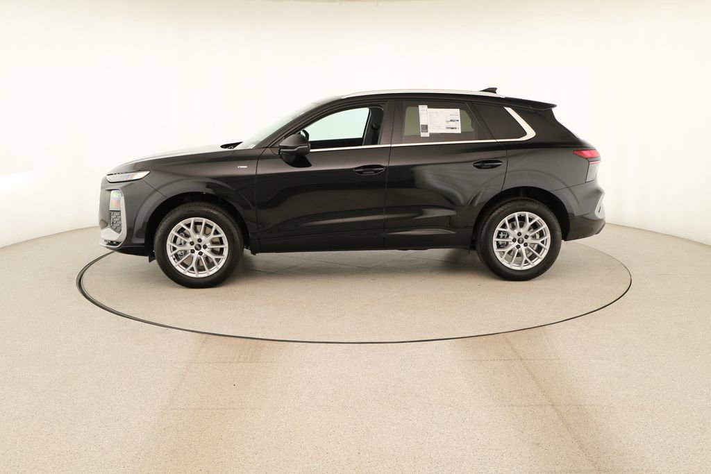 New 2026 Audi Q3 quattro 2.0T AWD/4WD image 2