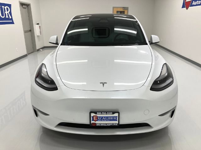 Used 2022 Tesla Model Y Long Range image 2