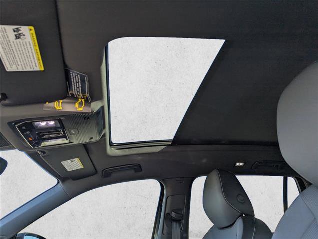 New 2026 Volkswagen Tiguan SE R-Line image 21