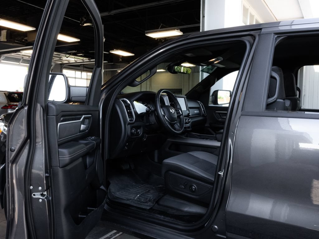 Used 2023 RAM 1500 Big Horn AWD/4WD image 30