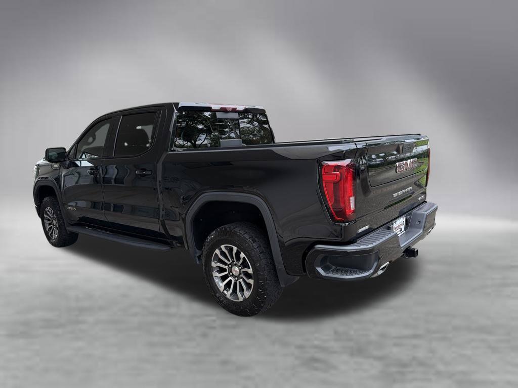 Used 2021 GMC Sierra 1500 AT4 w/ AT4 Premium Package AWD/4WD image 4