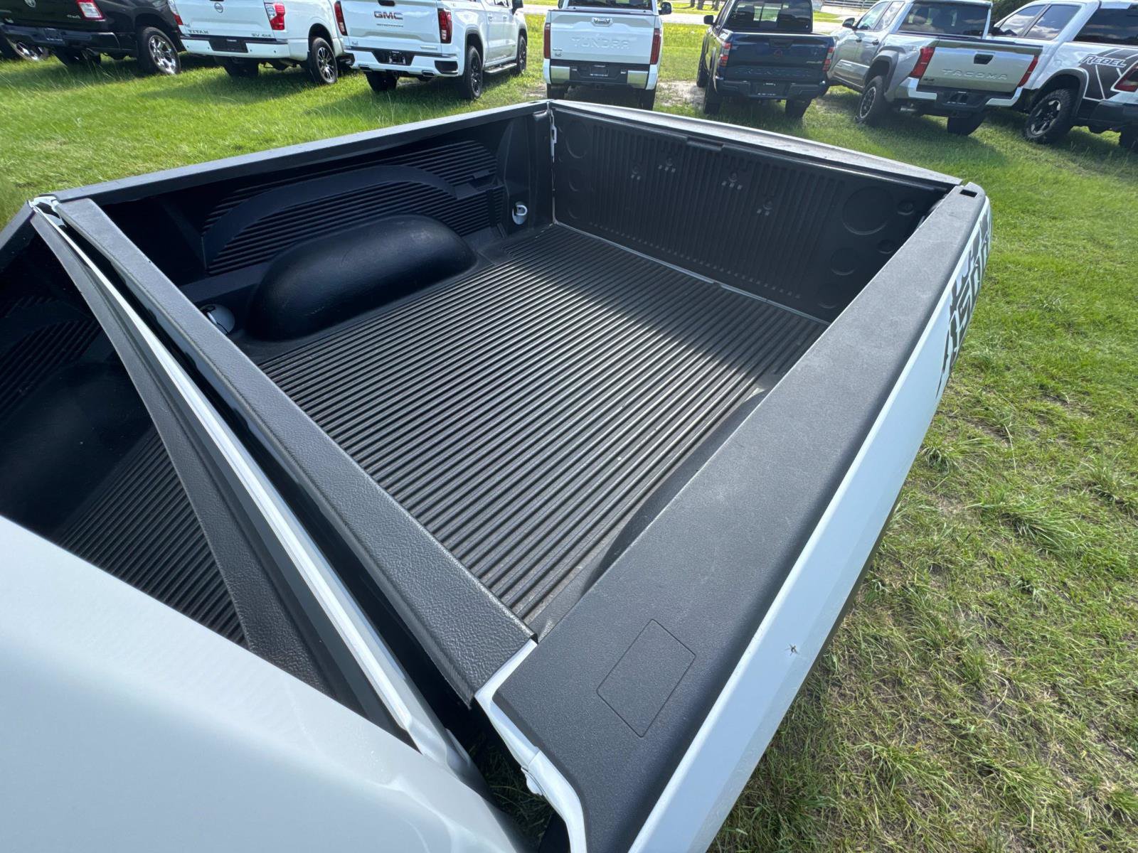 Certified 2022 RAM 1500 Warlock AWD/4WD image 11