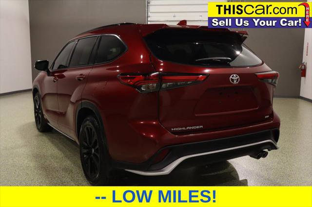 Used 2023 Toyota Highlander XSE image 5