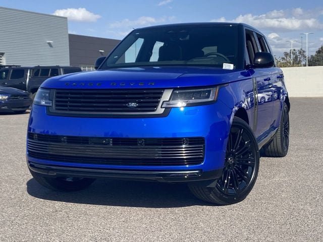 New 2025 Land Rover Range Rover SV AWD/4WD image 3