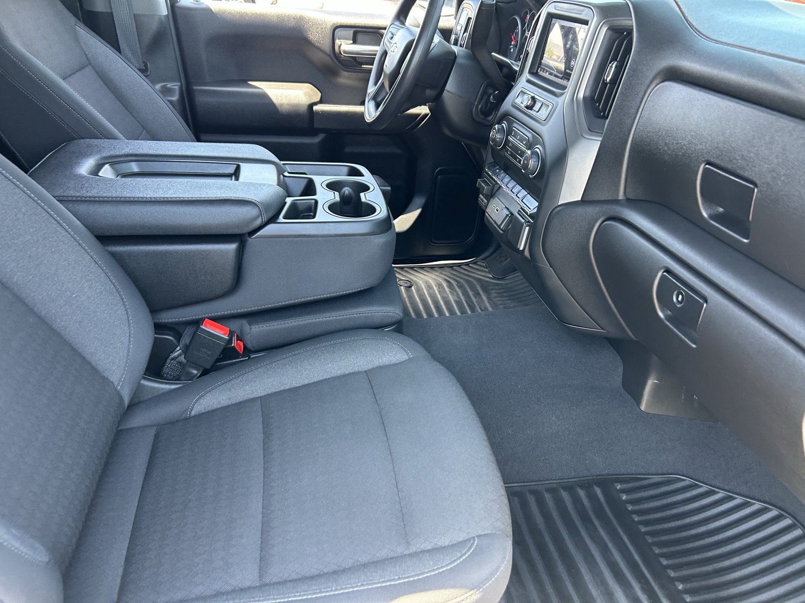 Used 2026 Chevrolet Silverado 1500 Custom RWD image 11