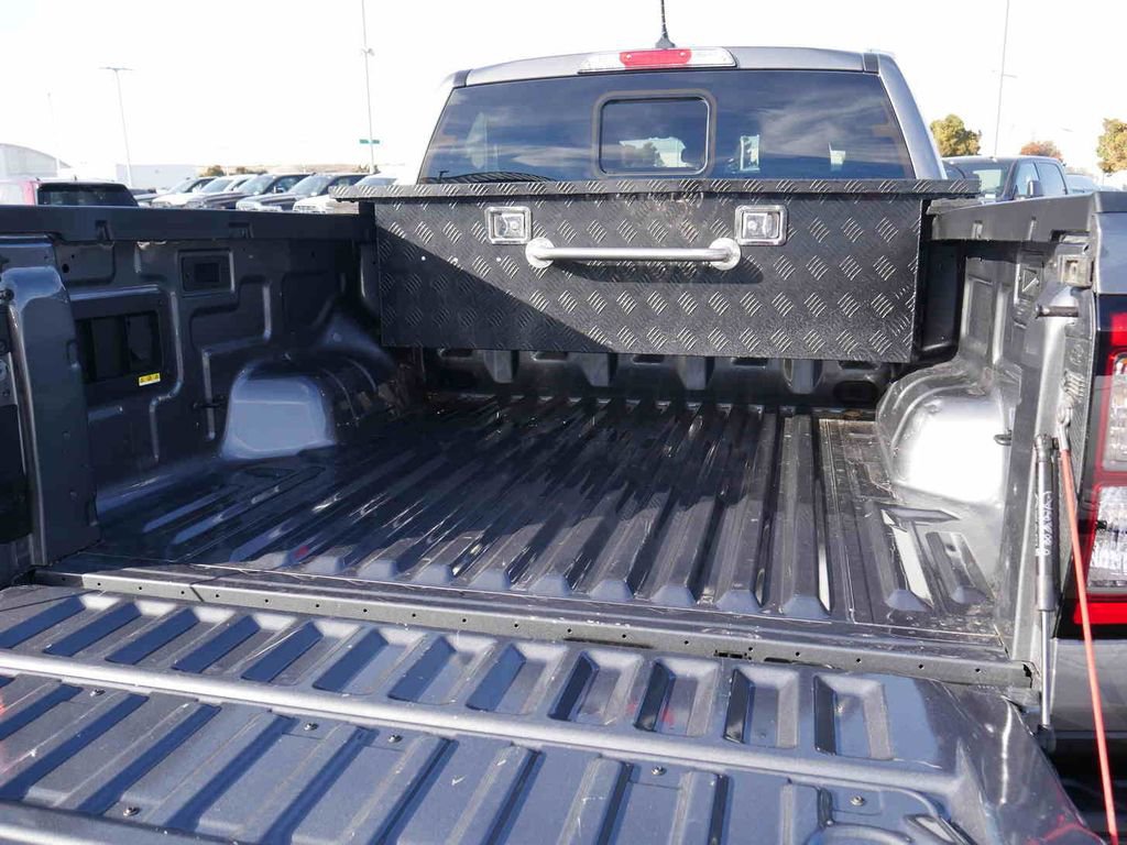 Used 2025 Ford Ranger Lariat w/ FX4 Off-Road Package image 10