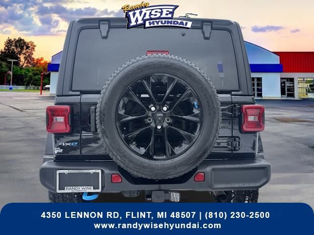 Used 2022 Jeep Wrangler Unlimited Sahara w/ Cold Weather Group image 7