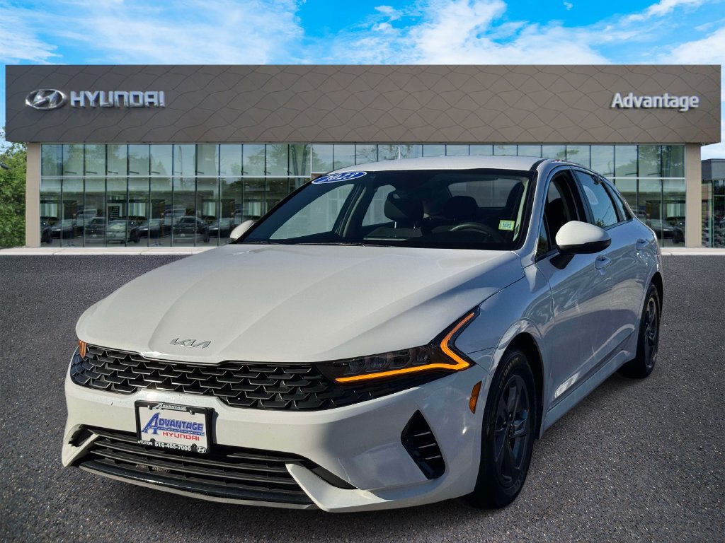 Used 2023 Kia K5 LXS FWD image 4