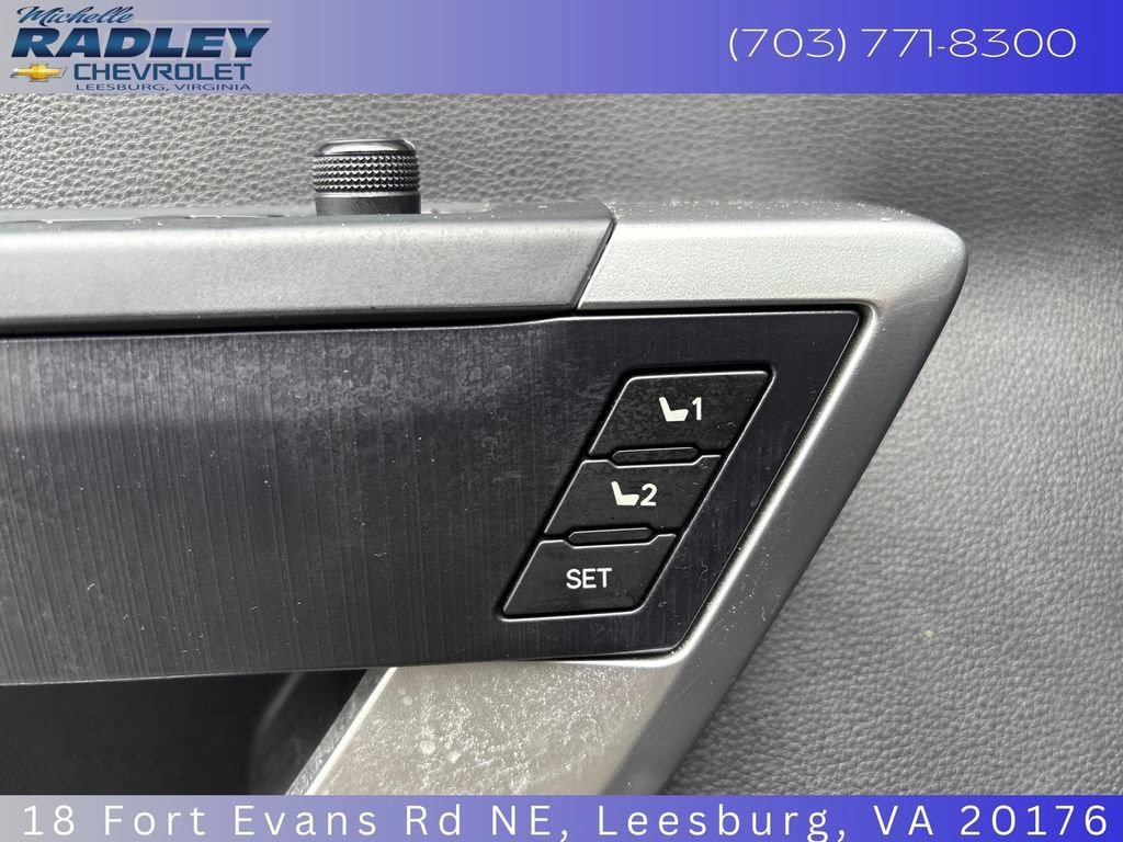 Used 2024 Toyota Tundra Platinum AWD/4WD image 15