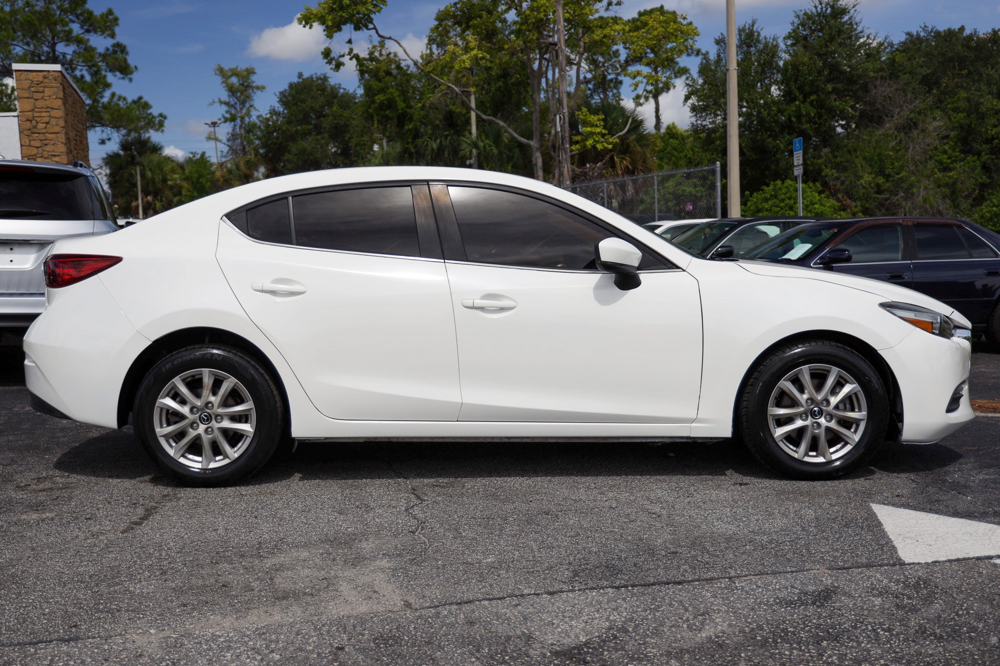 Used 2017 MAZDA MAZDA3 Sport w/ Preferred Equipment Package FWD image 16