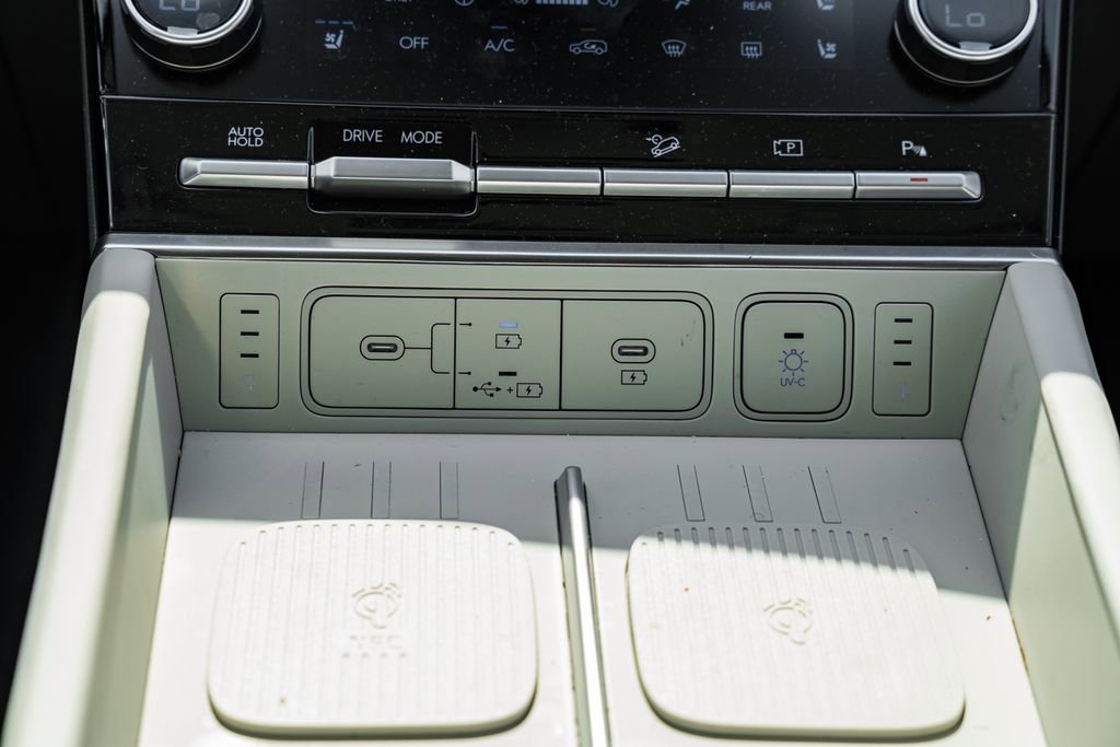 New 2025 Hyundai Santa Fe Calligraphy image 23