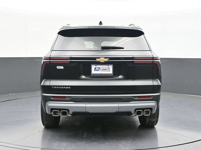 New 2026 Chevrolet Traverse LT w/ LPO, Floor Liner Package FWD image 8