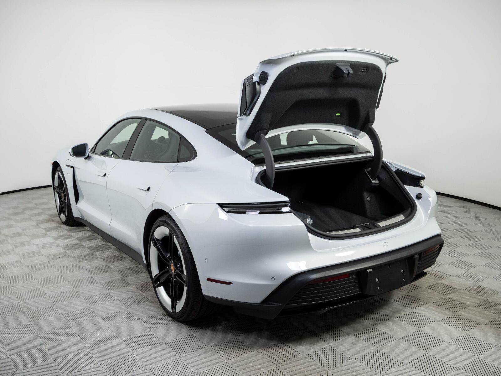 New 2026 Porsche Taycan AWD/4WD image 33